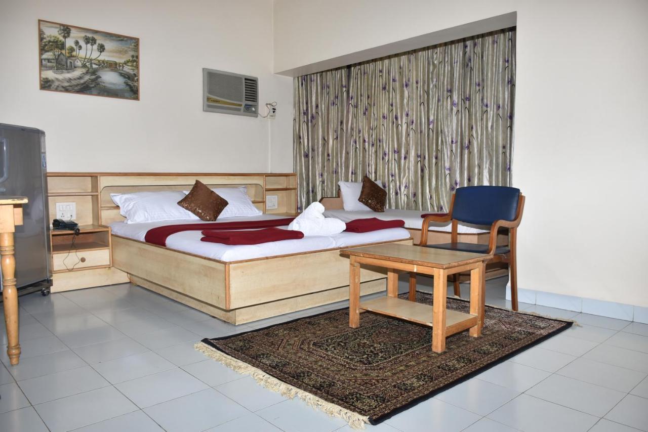 Hotel Crystal Pune