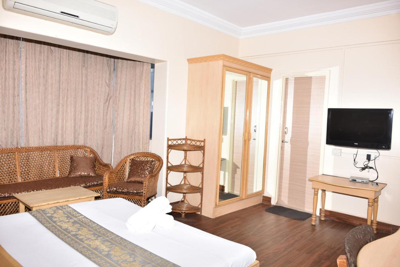 Crystal Hotel 3*
